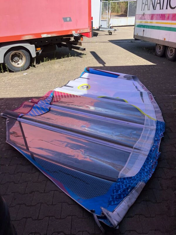 North Sails North Ram 9,3 *used* Normal Gebraucht (Nr.32) 3 North Sails North Ram 9,3 *used* Normal Gebraucht (Nr.32)